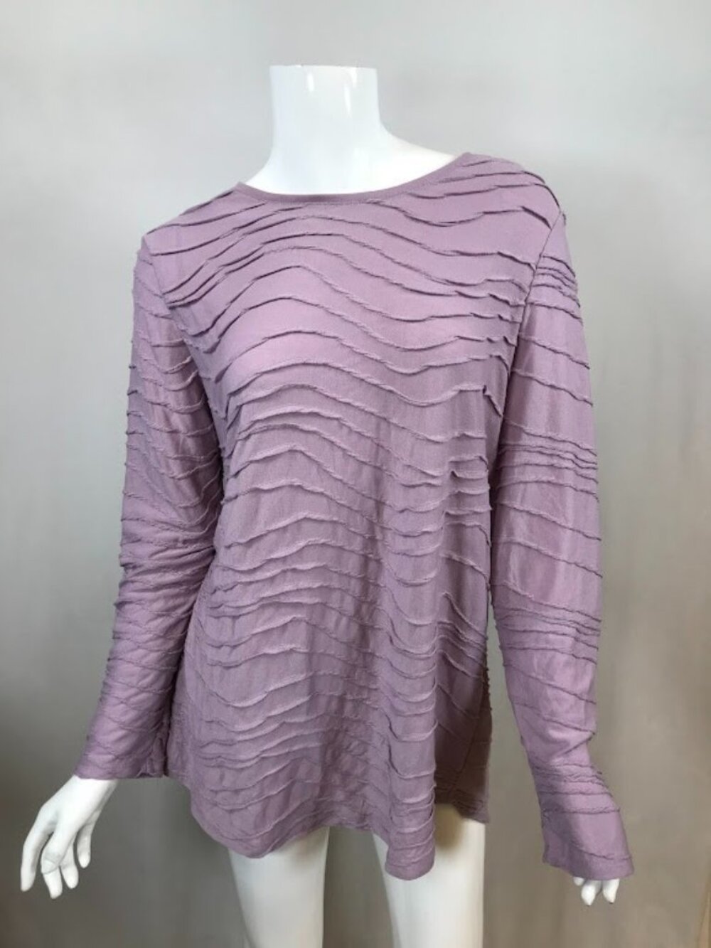 NWT Chico's Women's Knit Top Textured Lilac Fog Blouse, Size 1